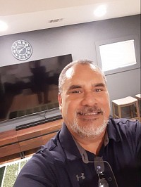 Ezra Fania Carpinelli